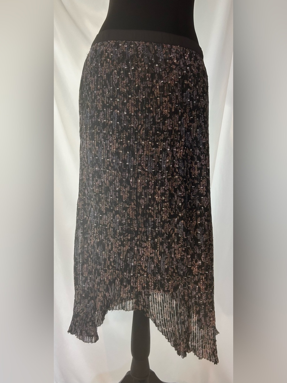 Good Hart by Matilda Jane Pleated Floral Maxi Skirt M Black Boho